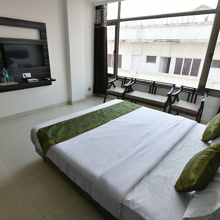 Anand Niketan By Bonjour - On The Ganges Hotel Haridwār Exterior foto